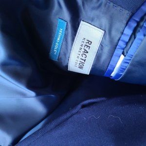 Like New suit! Kenneth Cole